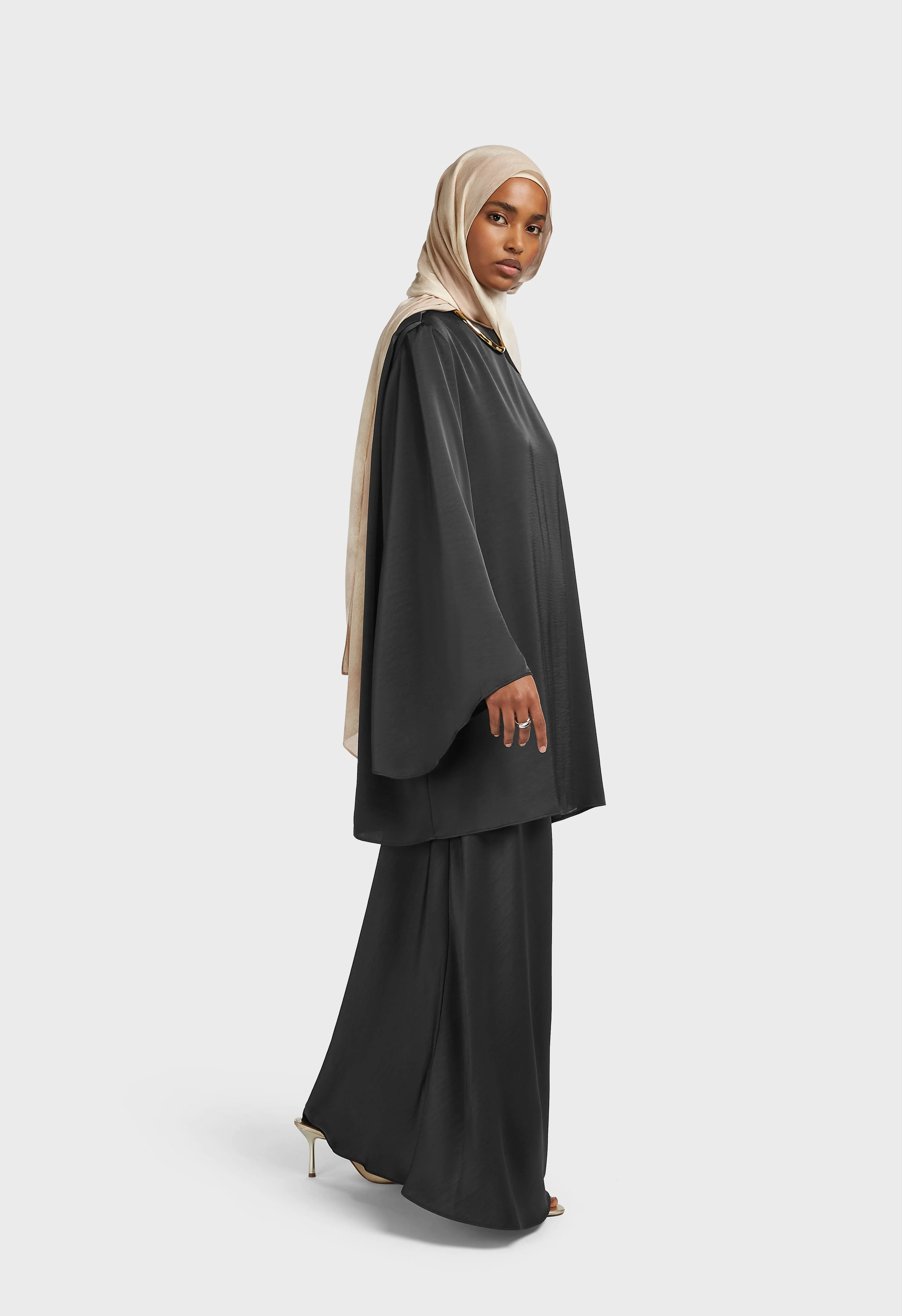 Bias Cut Skirt | Black - Image 2