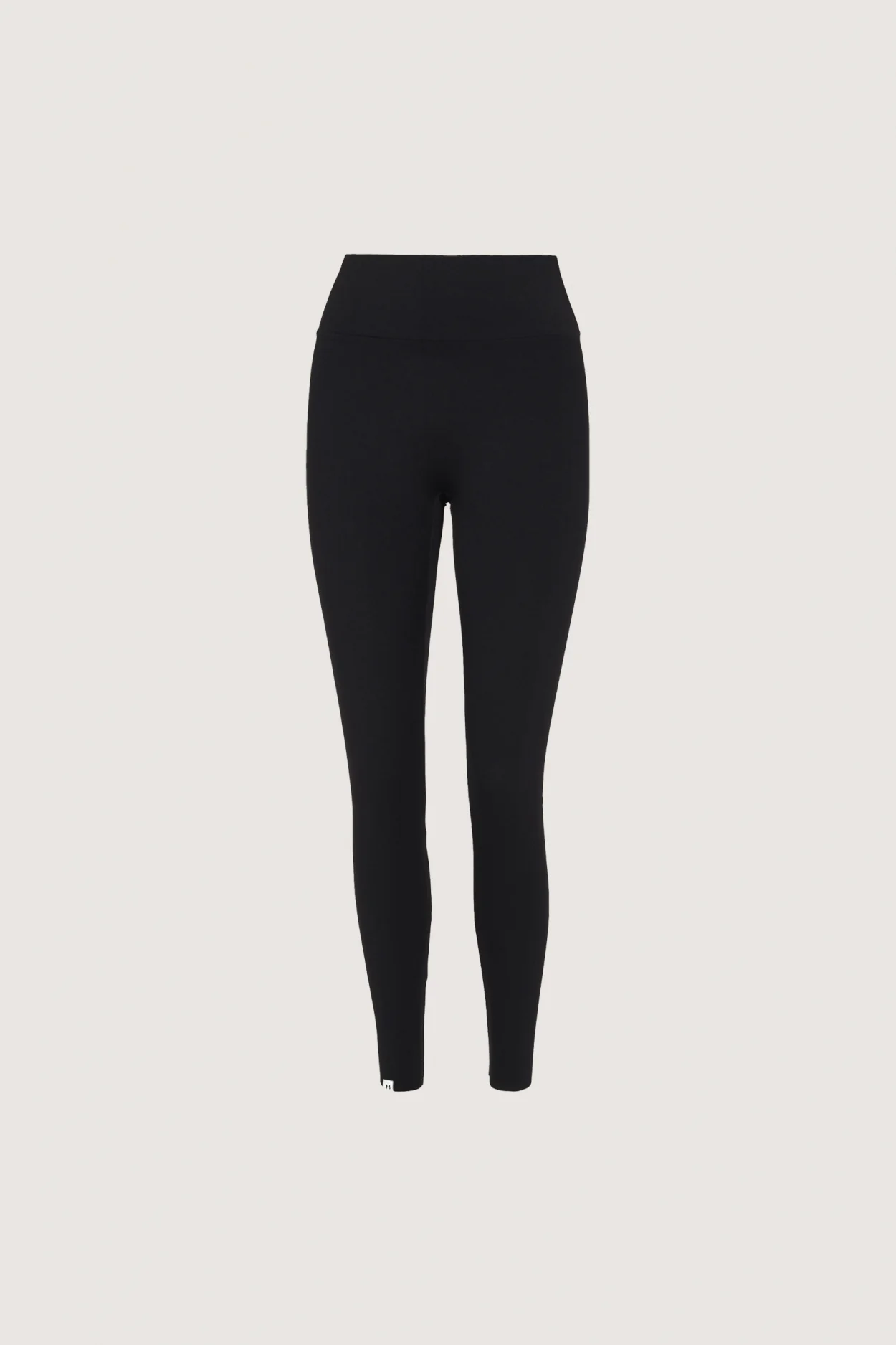 Essential Legging | Black - Image 2