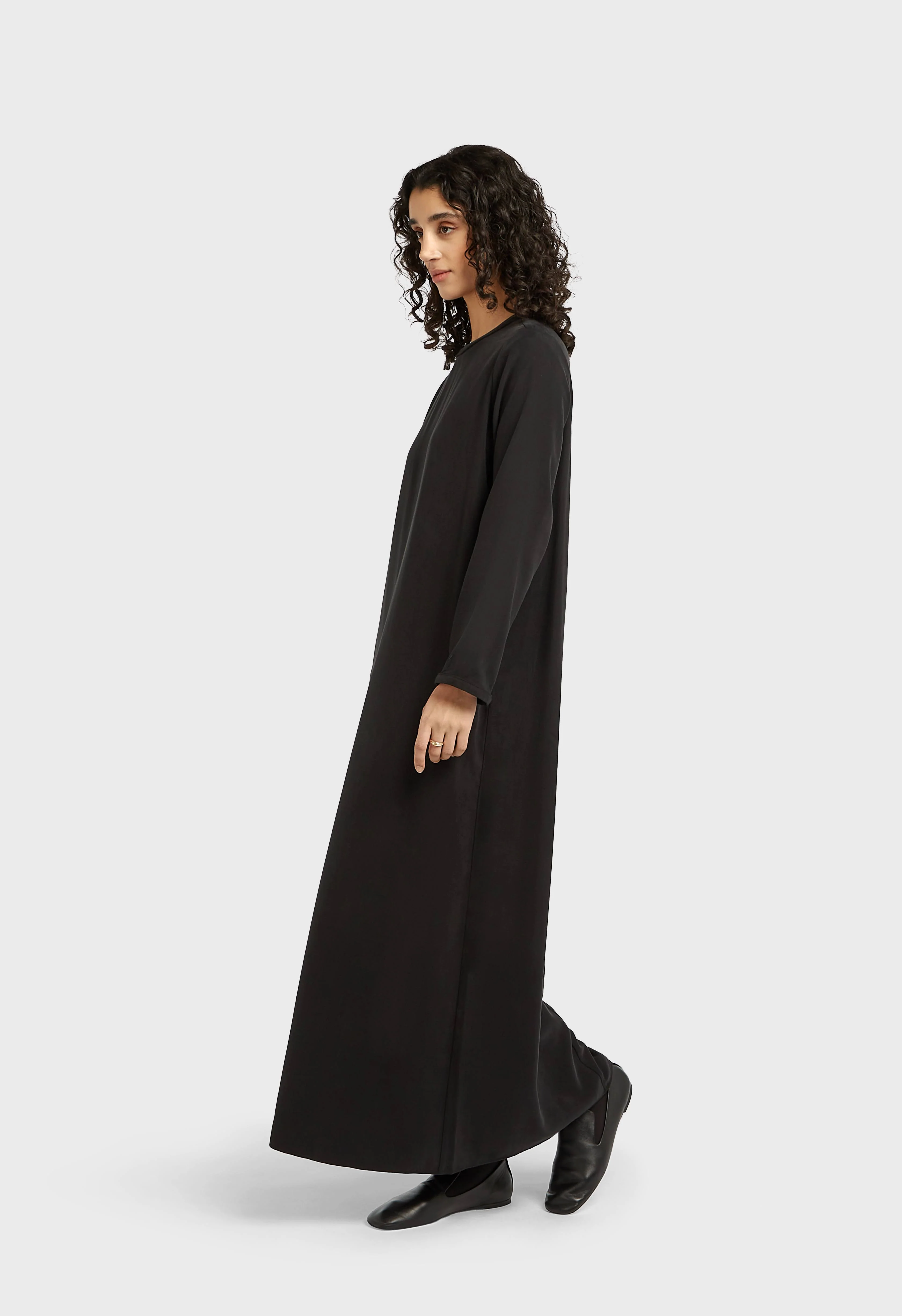 Essential Soft Woven Dress Short | Black - Image 2