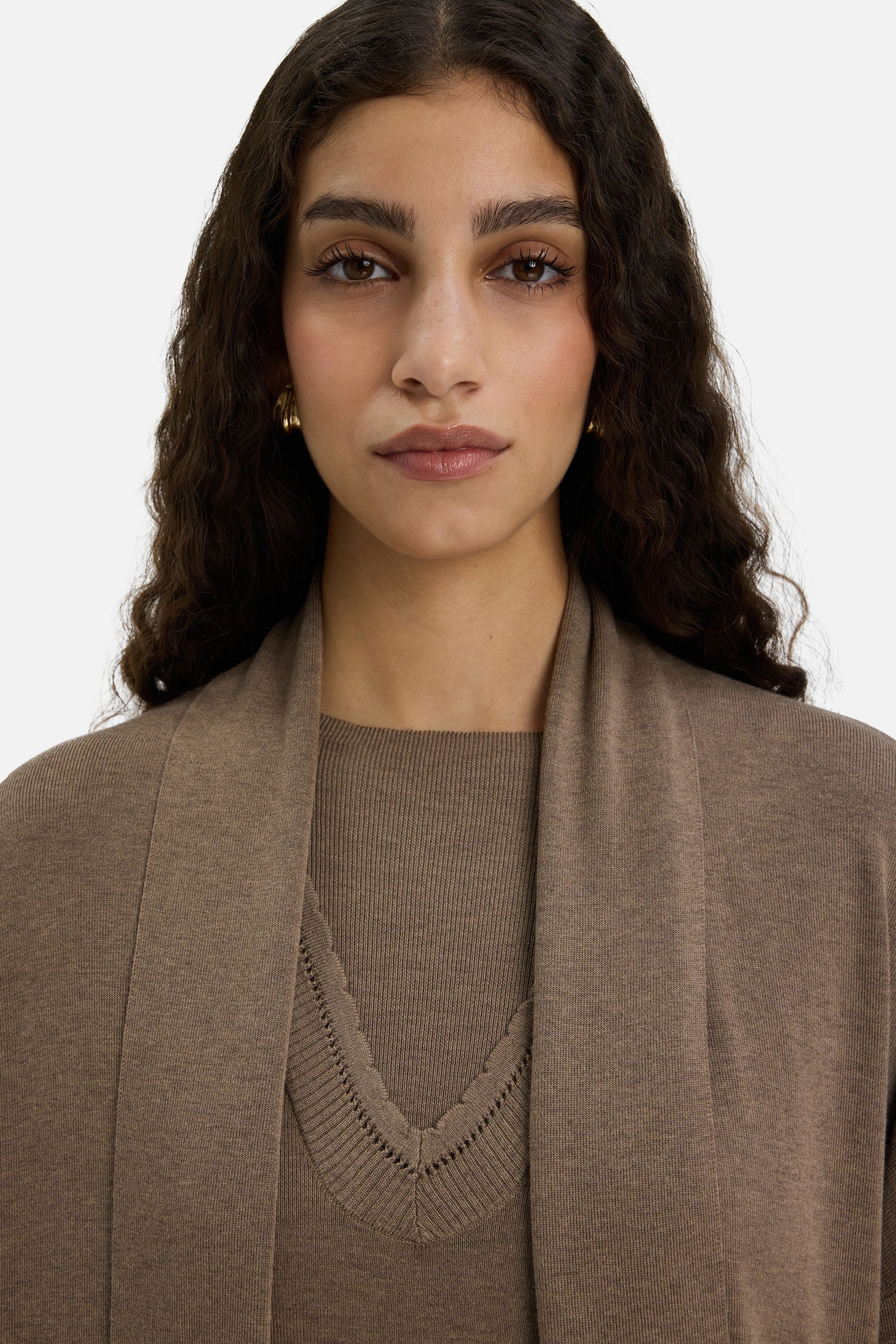 Knitted Abaya | Oud - Image 4