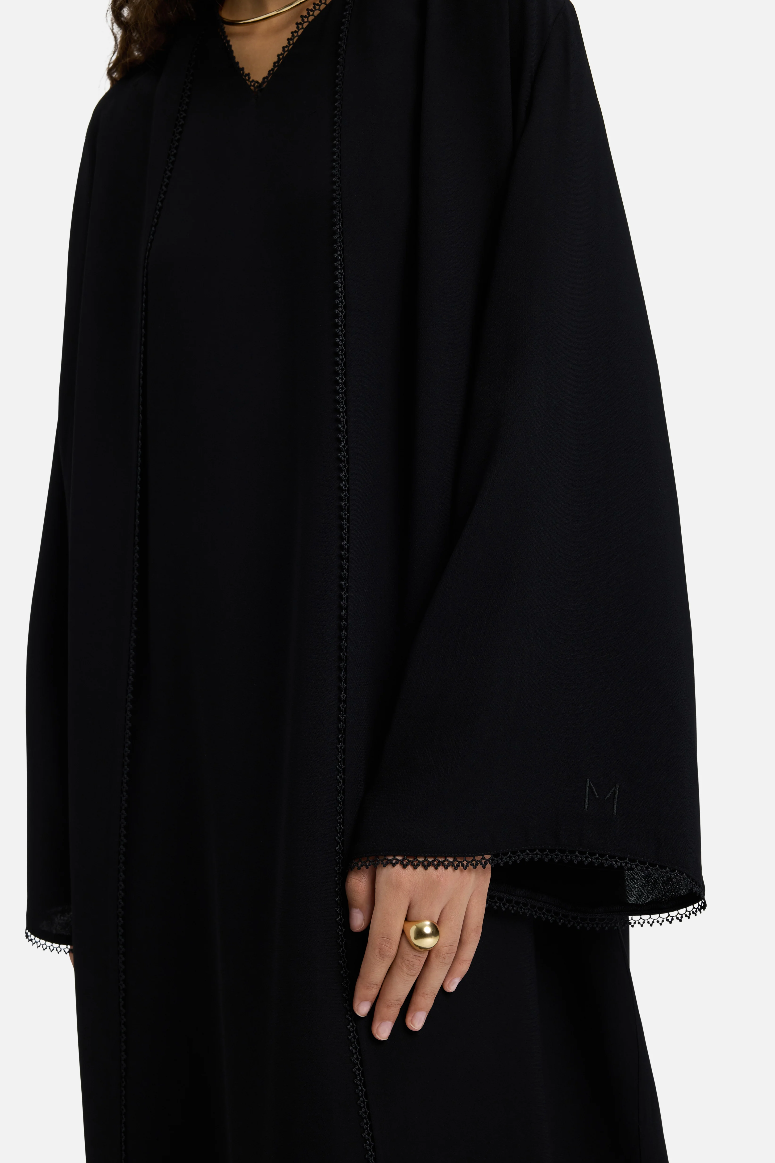 Picot Edge Abaya | Black - Image 4