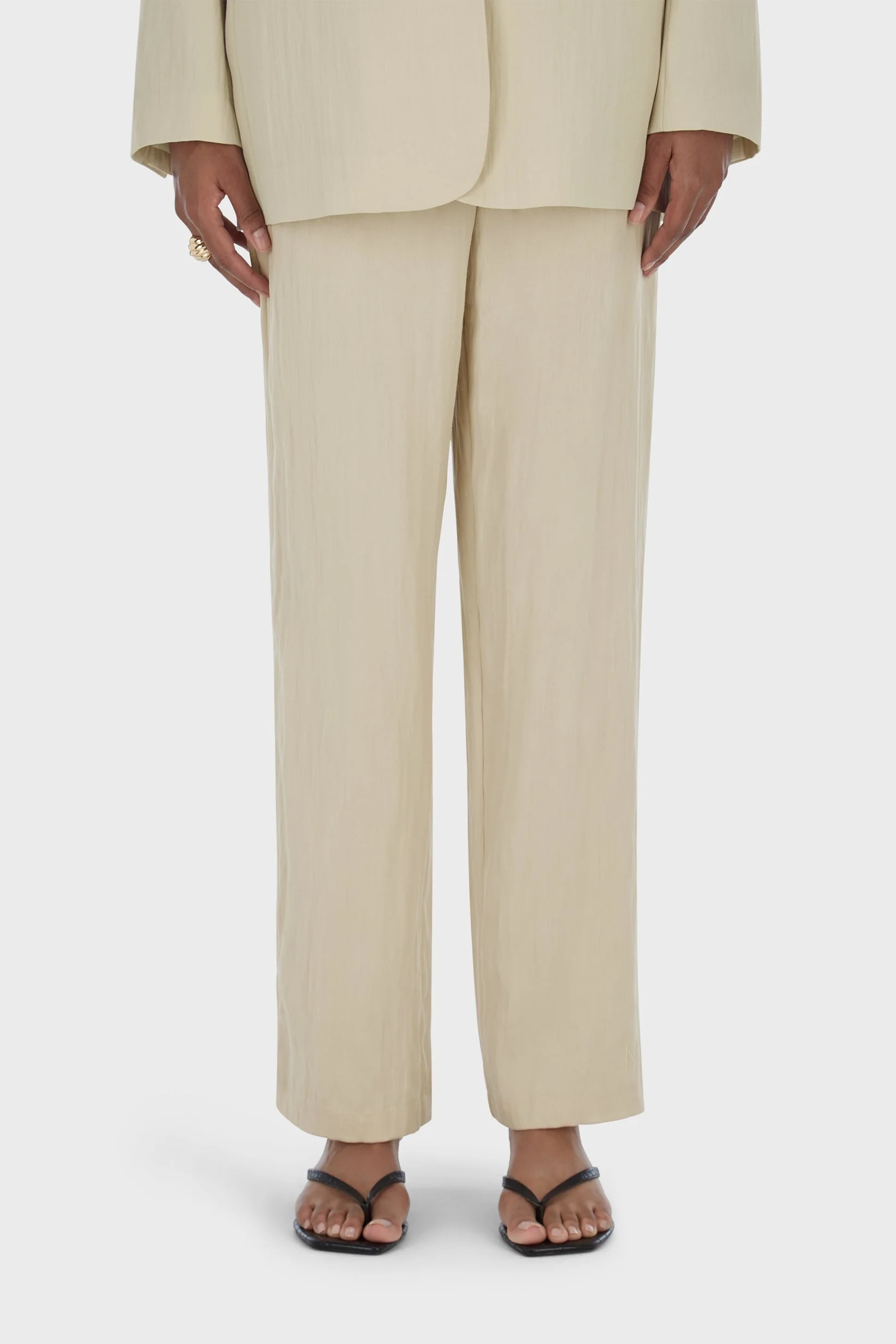 Structured Tailored Pants | Sand - Image 3