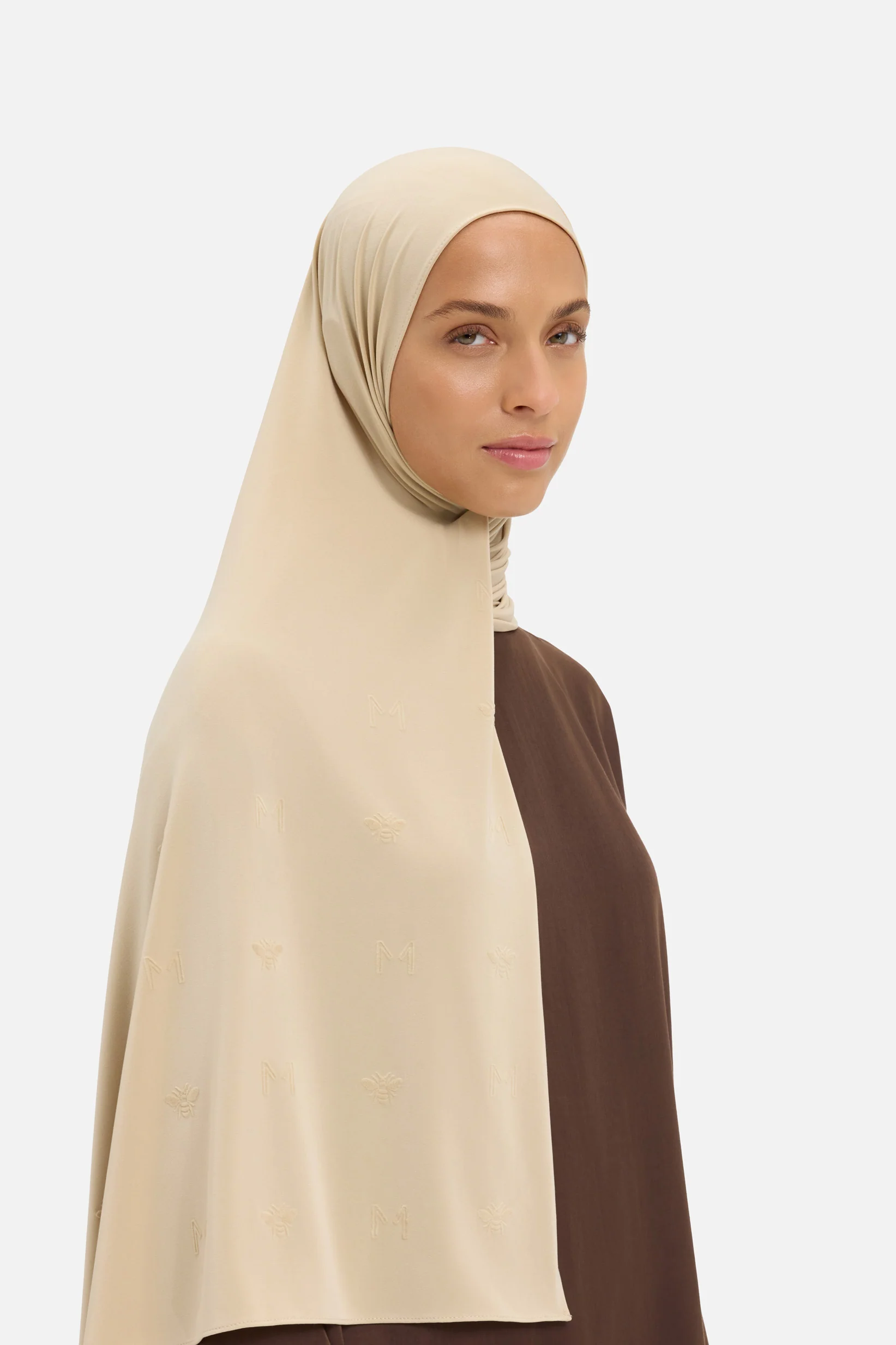 The Bee Monogram Premium | Oat - Image 2