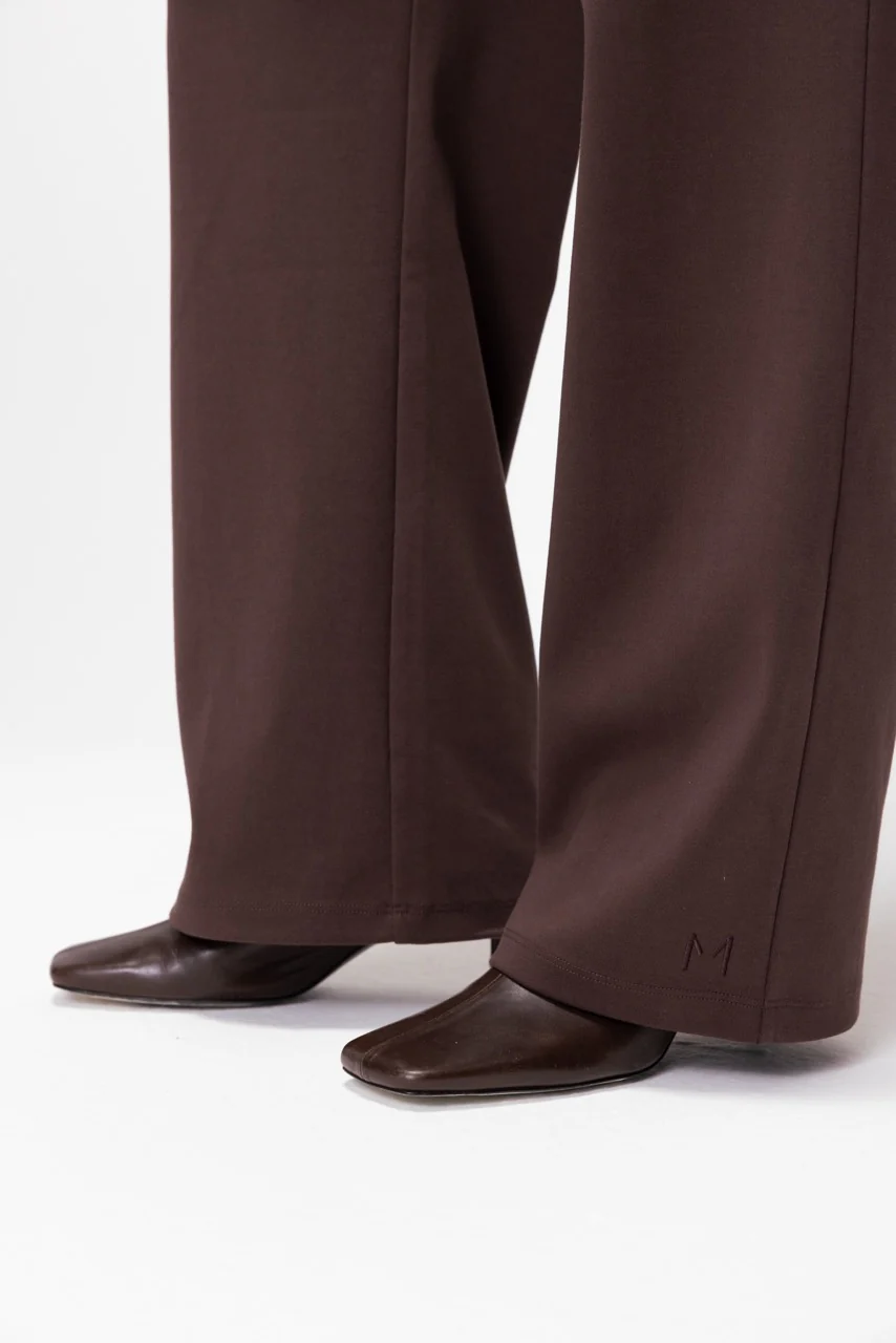 The Casual Pants | Dark Brown - Image 2