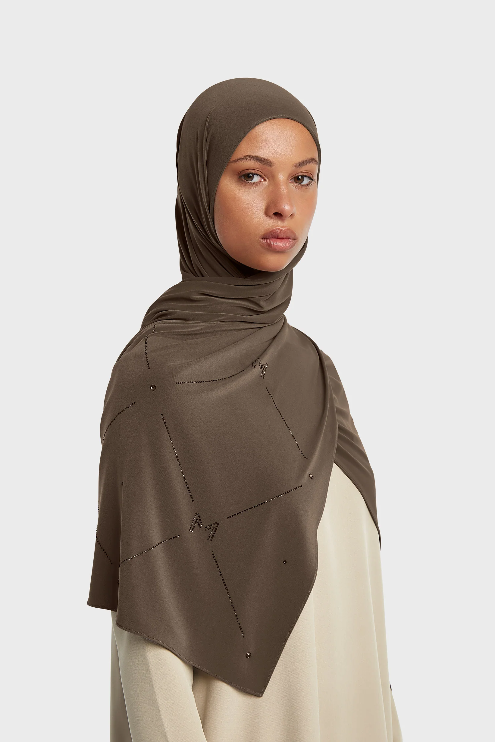 The Pearl Monogram - Premium Jersey | Ash Brown - Image 2