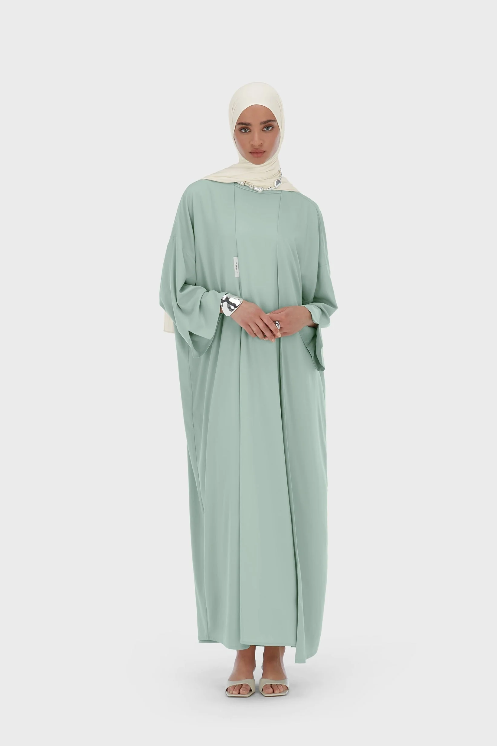 Woven Abaya Short | Lake - Image 3